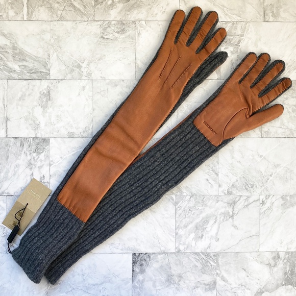 NEW Burberry Lambskin Knit Gloves